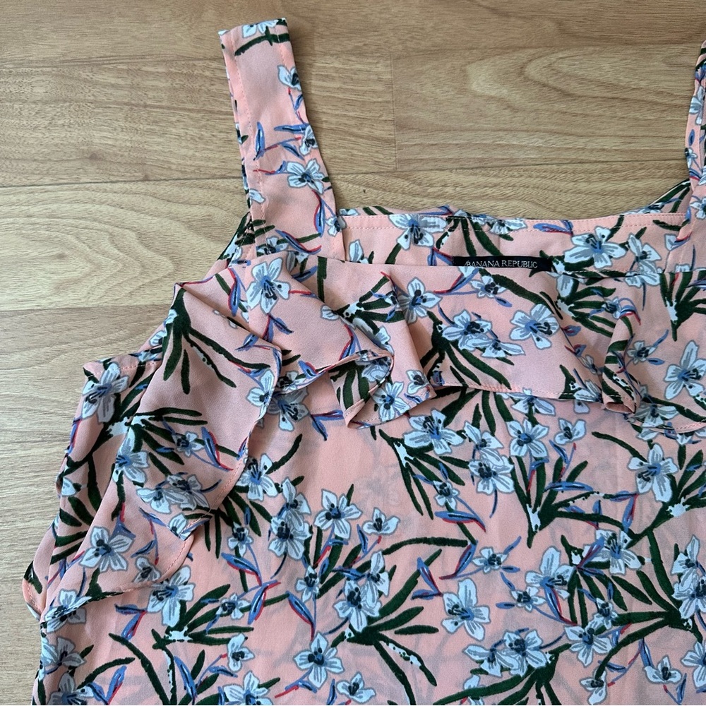 Banana Republic Floral Patterned Ruffle Tank - Picture 4 of 4